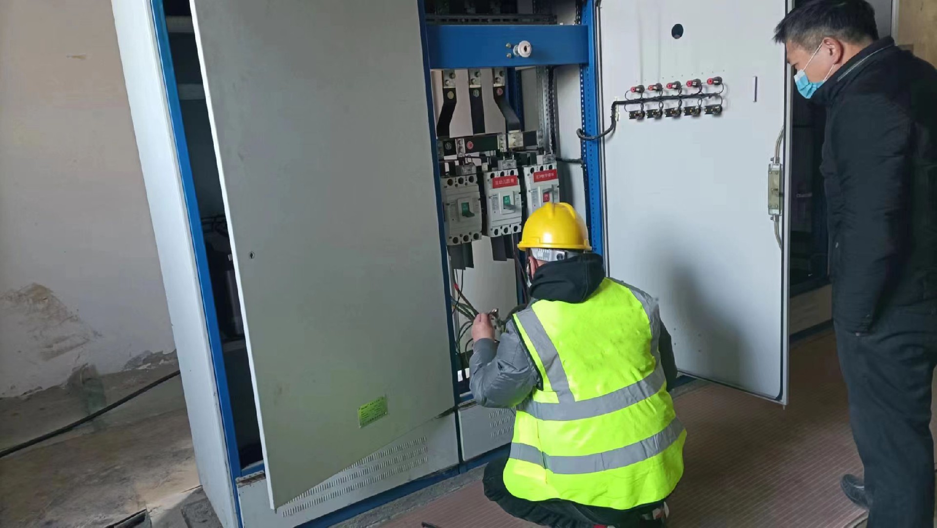 光大百納檢測電表控制室 光大百納檢測電表控制室